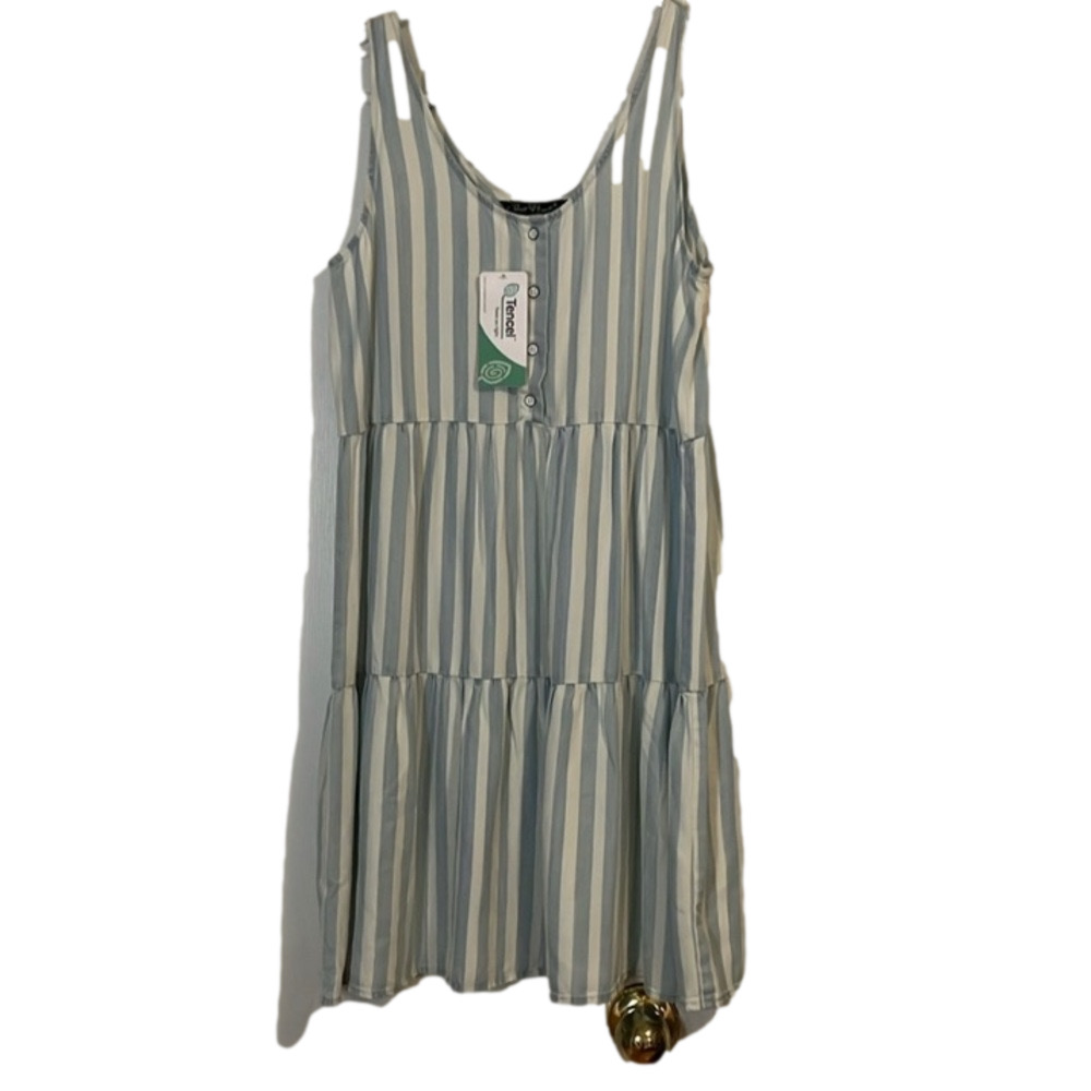 NWT Velvet Heart Tiered Striped Tencel Dress. S
